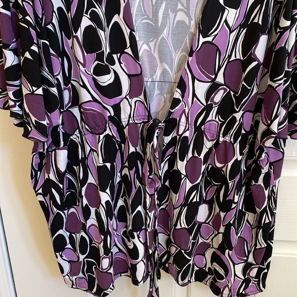 Lily 🖤💜🤍 Geometric Retro Patterned Long Open Topper, Elastic Waist Front Tie - Picture 7 of 15